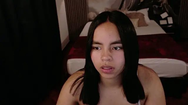 Snapshot of SofiaMante_ chatting on March 24, 9:53 pm SofiaMante online show from March 24, 9:53 pm