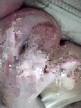 Snapshot of lamasrica20 chatting on February 11, 12:10 pm lamasrica20 online show from February 11, 12:10 pm