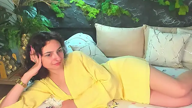 RIANA SI online show from May 19, 10:38 pm