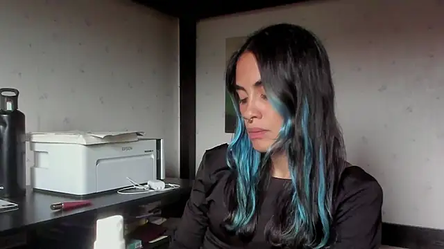 azula lillet online show from June 4, 3:18 pm