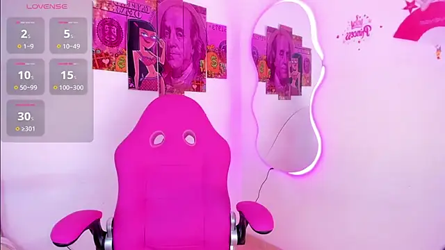 nova beaumonth online show from January 31, 10:30 pm