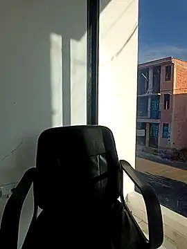 Alejandra N online show from February 5, 12:10 pm