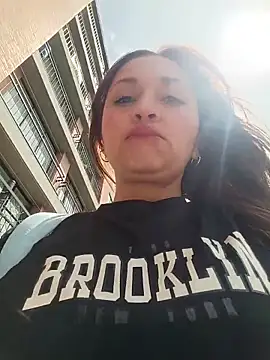 Snapshot of Alejandra_N chatting on April 10, 3:17 pm Alejandra N online show from April 10, 3:17 pm