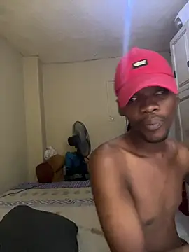 Snapshot of BigAndBeaut chatting on March 6, 12:01 pm BigAndBeaut online show from March 6, 12:01 pm