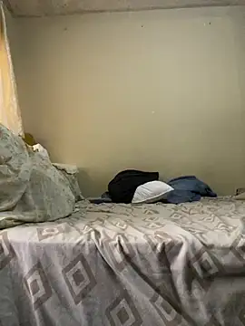 Snapshot of BigAndBeaut chatting on March 25, 7:58 am BigAndBeaut online show from March 25, 7:58 am