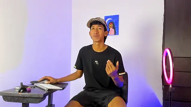 neitan miller  online show from June 14, 4:53 pm