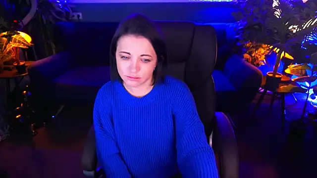 Dafni Monn online show from January 17, 6:57 am