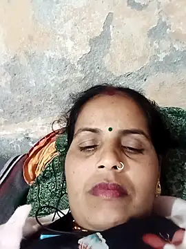 Hasmi hot09 online show from February 2, 5:00 pm