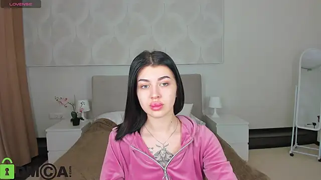 Karolina Kar online show from February 6, 7:45 am