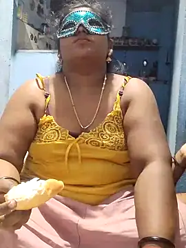 divyasree1431 online show from February 7, 6:00 pm