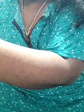 divyasree1431 online show from May 9, 7:13 am