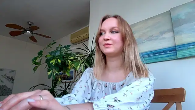 amelia blondie online show from March 8, 2:43 pm