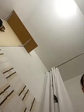 Maya-www online show from January 18, 12:20 pm