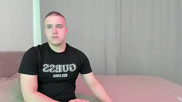 Snapshot of Eva_Alex_ chatting on May 27, 10:12 am Eva Alex online show from May 27, 10:12 am