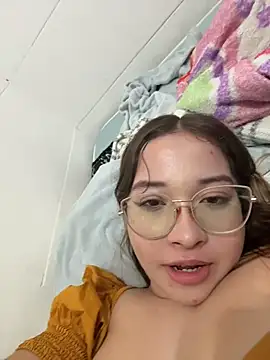 AliciaWhite nt online show from June 16, 1:08 am
