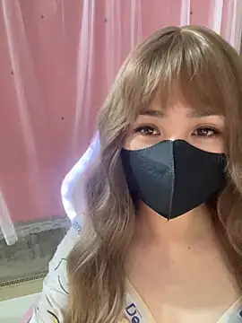 -Violet-t online show from April 27, 1:53 pm