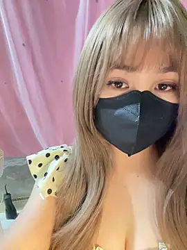-Violet-t online show from May 8, 1:27 pm