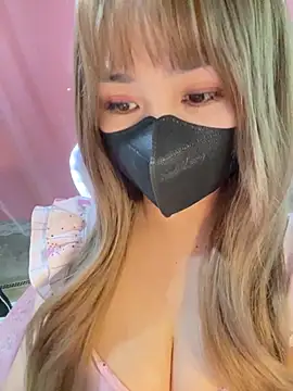 -Violet-t online show from May 9, 3:56 am