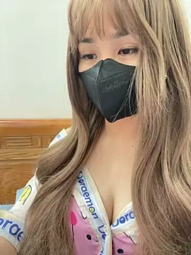 -Violet-t online show from May 13, 12:57 pm