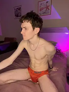 Snapshot of Eric_Dark chatting on February 25, 7:12 pm Eric Dark online show from February 25, 7:12 pm