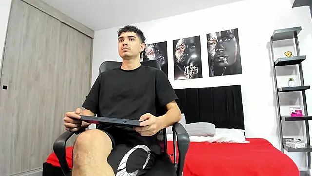 Alejo Grey online show from February 9, 8:46 pm