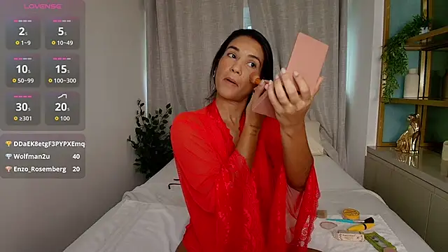 Maxine Spencer online show from March 18, 7:50 pm