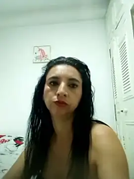 mariana santacoloma online show from June 10, 11:35 pm