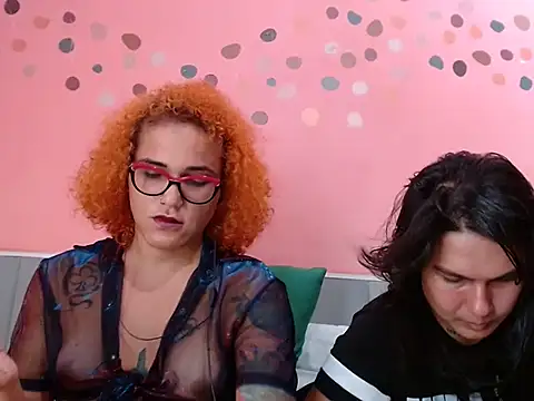 Queen Domme de paus online show from February 15, 2:25 pm