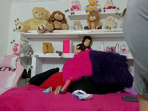 violeta karson online show from February 4, 12:11 pm