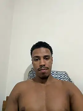 LorenzoBlack27 online show from June 10, 10:41 pm