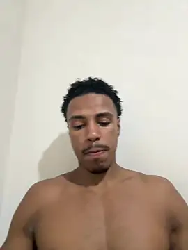 LorenzoBlack27 online show from July 28, 11:37 pm