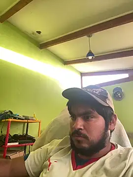 Snapshot of SpritzedManakin chatting on February 18, 11:01 pm SpritzedManakin online show from February 18, 11:01 pm