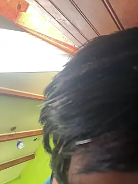 Snapshot of SpritzedManakin chatting on February 21, 12:28 pm SpritzedManakin online show from February 21, 12:28 pm