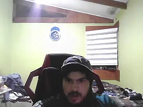 Snapshot of SpritzedManakin chatting on February 23, 2:53 am SpritzedManakin online show from February 23, 2:53 am