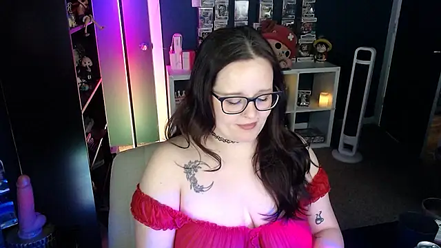 Snapshot of HazeyViolet333 chatting on March 16, 7:40 pm HazeyViolet333 online show from March 16, 7:40 pm