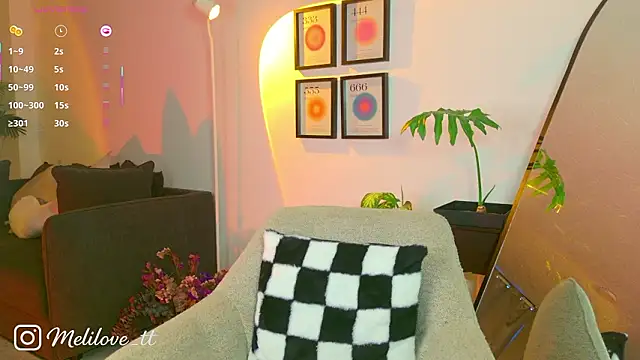 MelyTaylor  online show from February 1, 9:46 pm