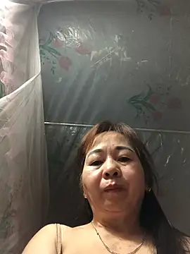 Snapshot of -Mery- chatting on April 18, 7:40 pm -Mery- online show from April 18, 7:40 pm