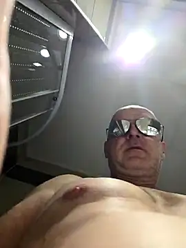 no snitch isoke online show from February 4, 9:53 pm