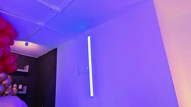 Snapshot of nova_salvatore chatting on February 12, 4:07 am nova salvatore online show from February 12, 4:07 am