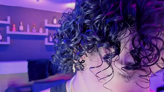 Snapshot of nova_salvatore chatting on February 14, 4:09 am nova salvatore online show from February 14, 4:09 am