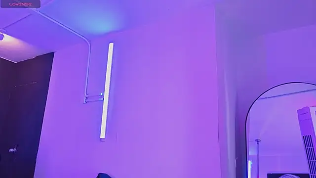 Snapshot of nova_salvatore chatting on March 5, 3:46 am nova salvatore online show from March 5, 3:46 am