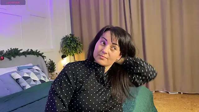  SilkyShadow  online show from January 12, 1:44 am