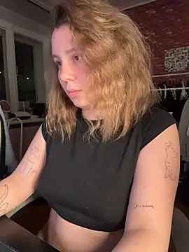 AnnaSeint online show from March 18, 6:44 pm