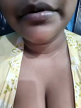 Snapshot of Desi_Nil_pori chatting on March 18, 6:44 pm Desi Nil pori online show from March 18, 6:44 pm