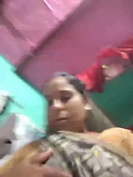 Snapshot of Reena_lodha chatting on June 29, 6:41 am Reena lodha online show from June 29, 6:41 am