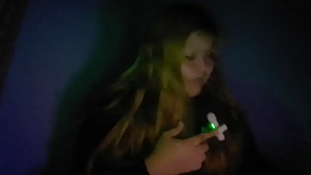 Snapshot of angelitita chatting on February 17, 8:11 am angelitita online show from February 17, 8:11 am