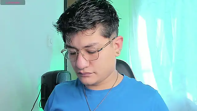 Theo Rowan online show from April 27, 12:14 pm