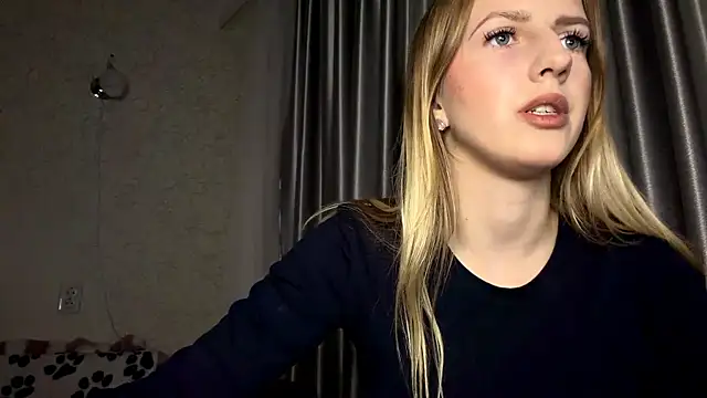 JeannettaIltzsch online show from February 9, 6:23 pm