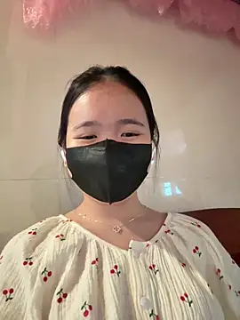 Gwen879 online show from February 5, 3:22 am