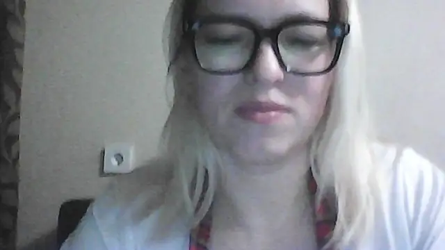 Dolce Tempt online show from January 12, 8:25 pm